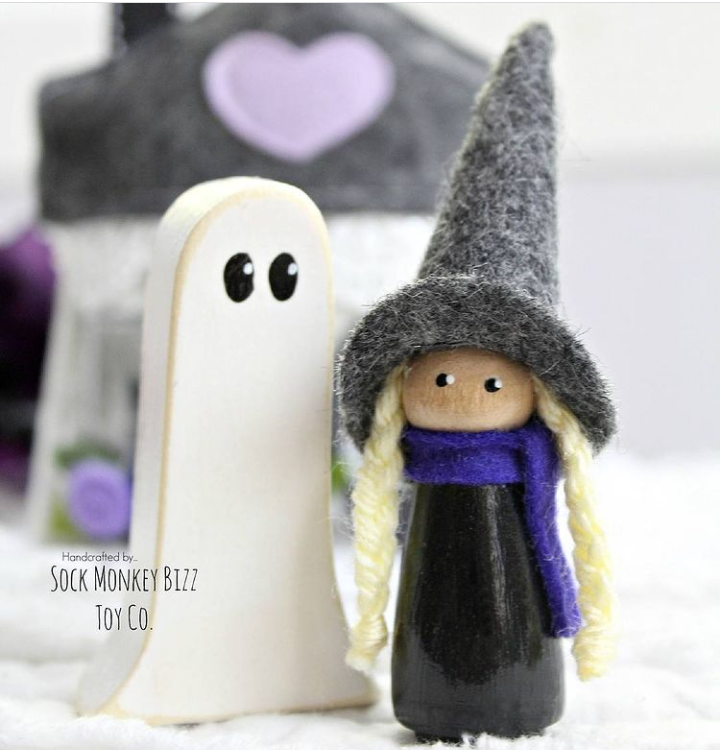 Wooden Witch Pixie Peg Doll & Ghost - Blonde