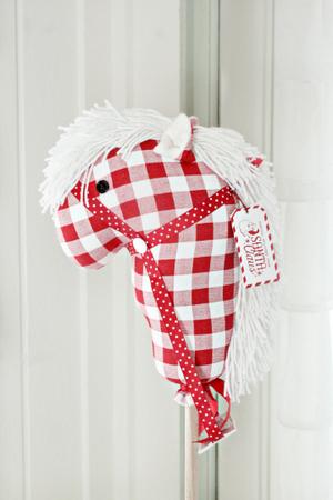 Children's Classic Retro Christmas Stick Horse - Red & White Buffalo Plaid
